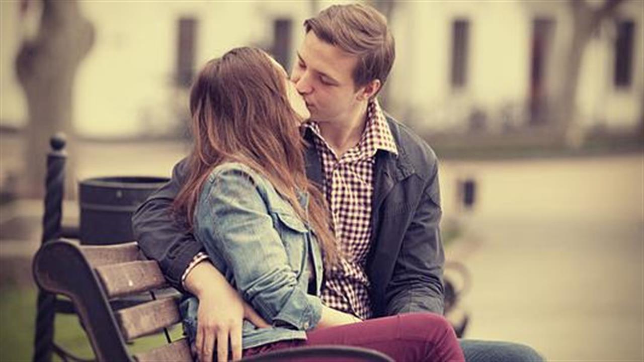 Γαλλικό φιλί: Πάθος αλλά και οφέλη στην υγεία