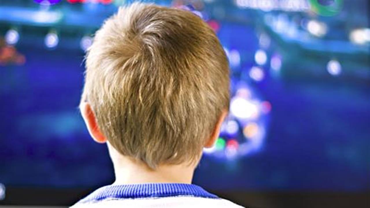 Πάνω από 2 ώρες τηλεόραση αυξάνουν τον κίνδυνο υπέρτασης στα παιδιά