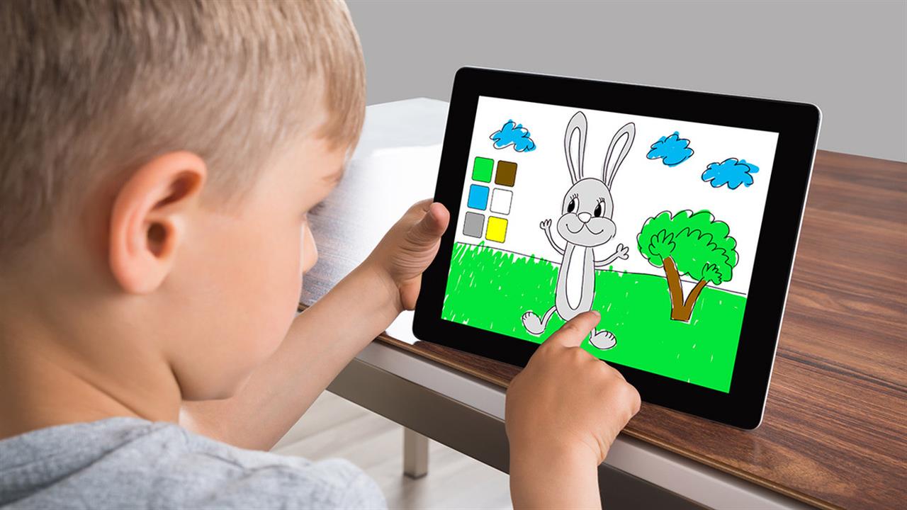Μπορούν να προκαλέσουν μυωπία στα παιδιά οι ψηφιακές οθόνες;