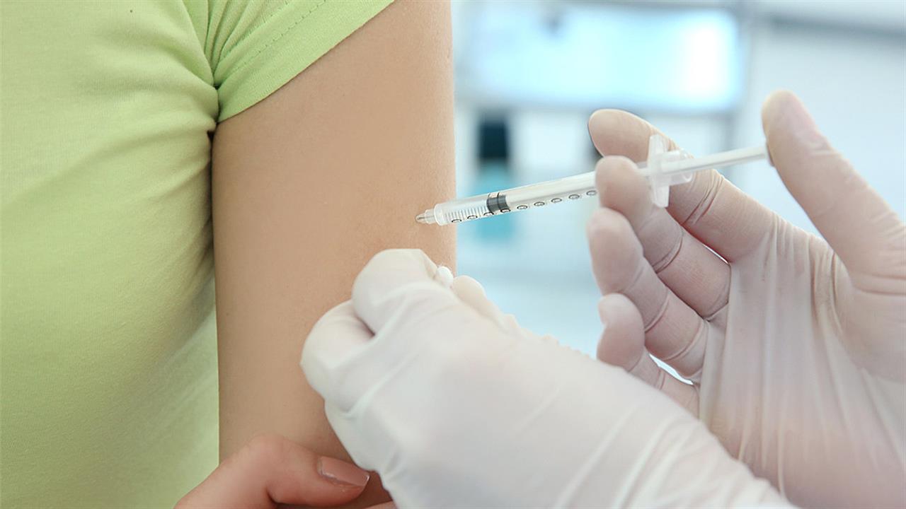 Πώς πάγωσε η χορήγηση του εμβολίου της Johnson & Johnson - Στην Ελλάδα σήμερα 33.600 δόσεις