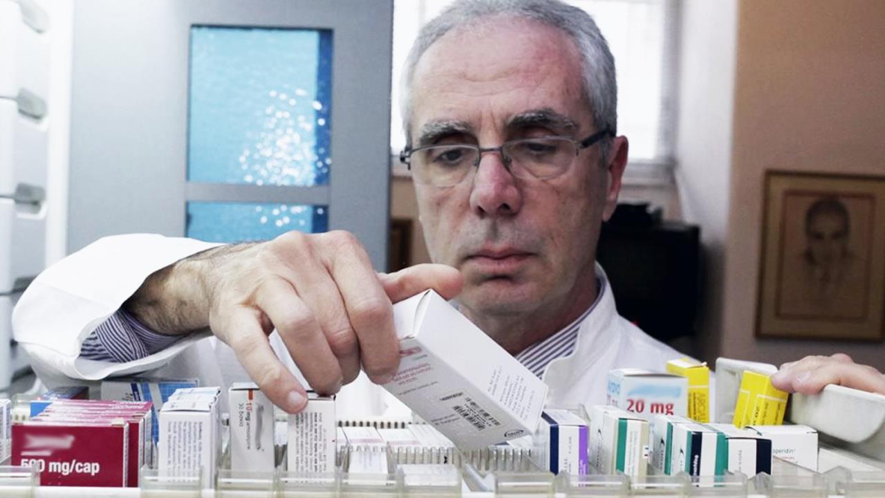 Κ. Λουράντος: Να δοθούν αναδρομικά 9 ευρώ για κάθε ραντεβού που έκλεισαν φαρμακοποιοί για εμβολιασμό