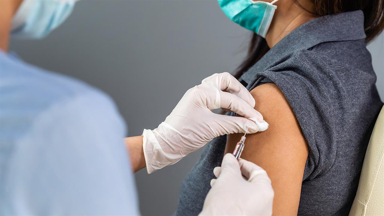 Απόρριψη από το ΣτΕ προσφυγής υγειονομικών για αναστολή υποχρεωτικού εμβολιασμού