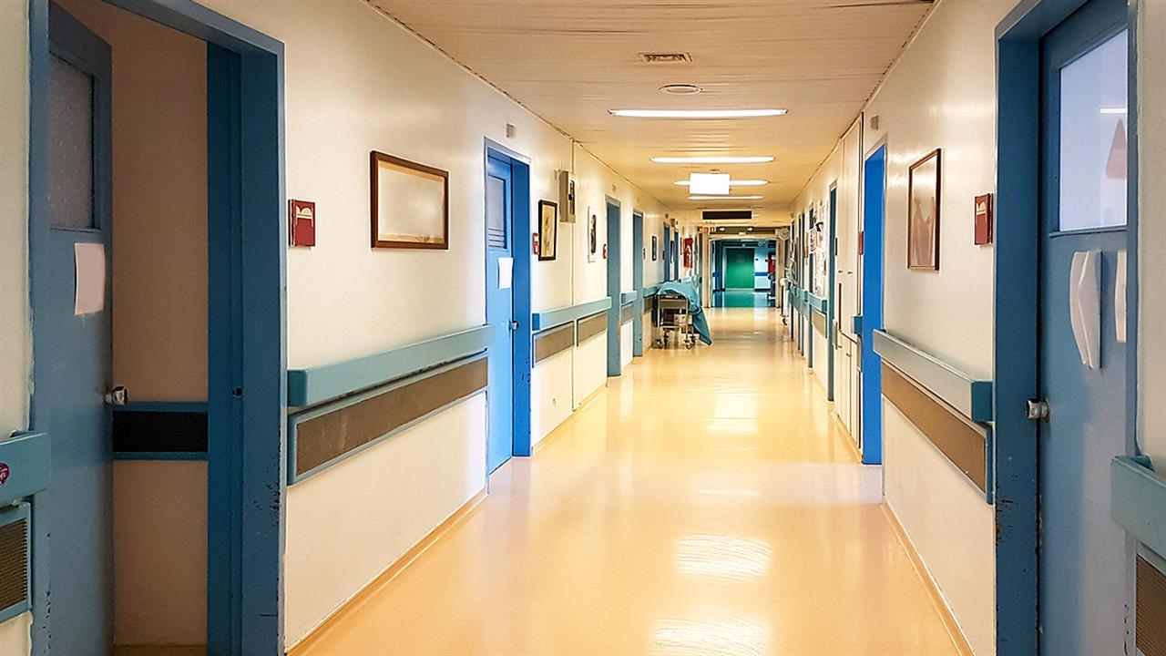 ΟΕΝΓΕ: Προσχηματικές οι κυβερνητικές παρεμβάσεις για κάλυψη των κενών στα νοσοκομεία