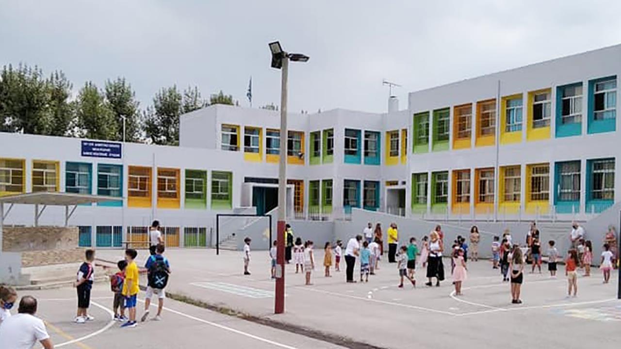 Αστραπιαία η μετάδοση στο σχολείο - Τι δείχνει το παράδειγμα της Θεσσαλονίκης