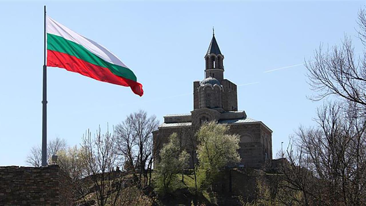 Βουλγαρία - Ρουμανία: Εκτακτα μέτρα φέρνει η γιγάντωση της πανδημίας