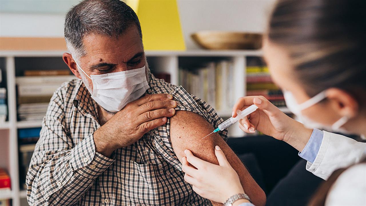 Εμβολιασμός κατά της CoViD και της εποχικής γρίπης