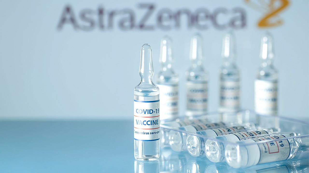 AstraZeneca: 2  δισεκατομμύρια δόσεις του εμβολίου για την COVID-19