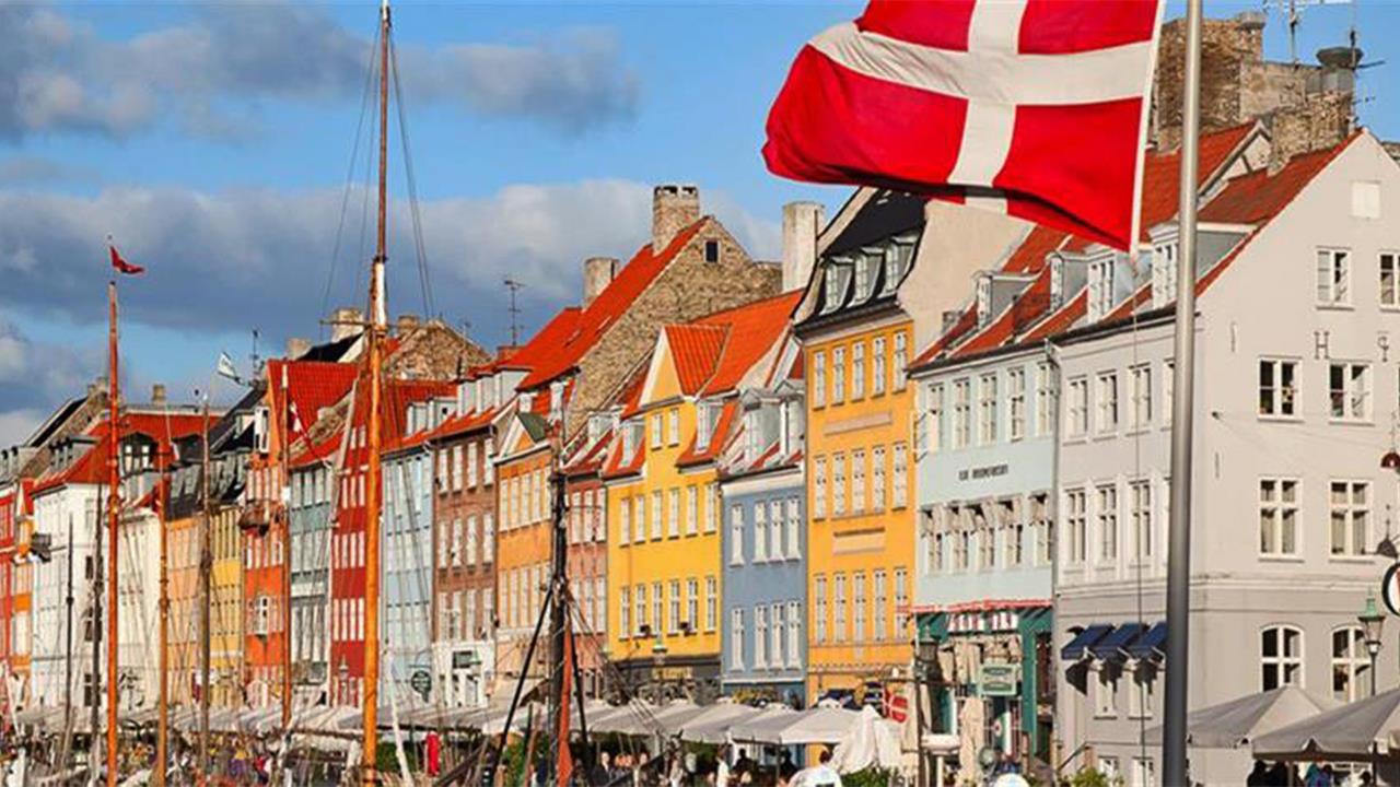 To κύμα της Όμικρον στη &quot;θωρακισμένη&quot; Δανία, προειδοποίηση για την υπόλοιπη Ευρώπη