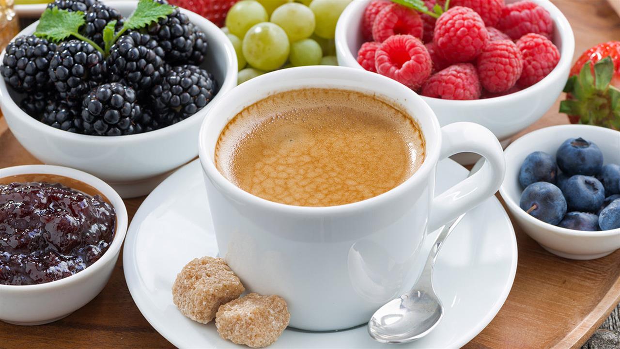 Έως τρία φλιτζάνια καφέ ωφελούν την υγεία της καρδιάς