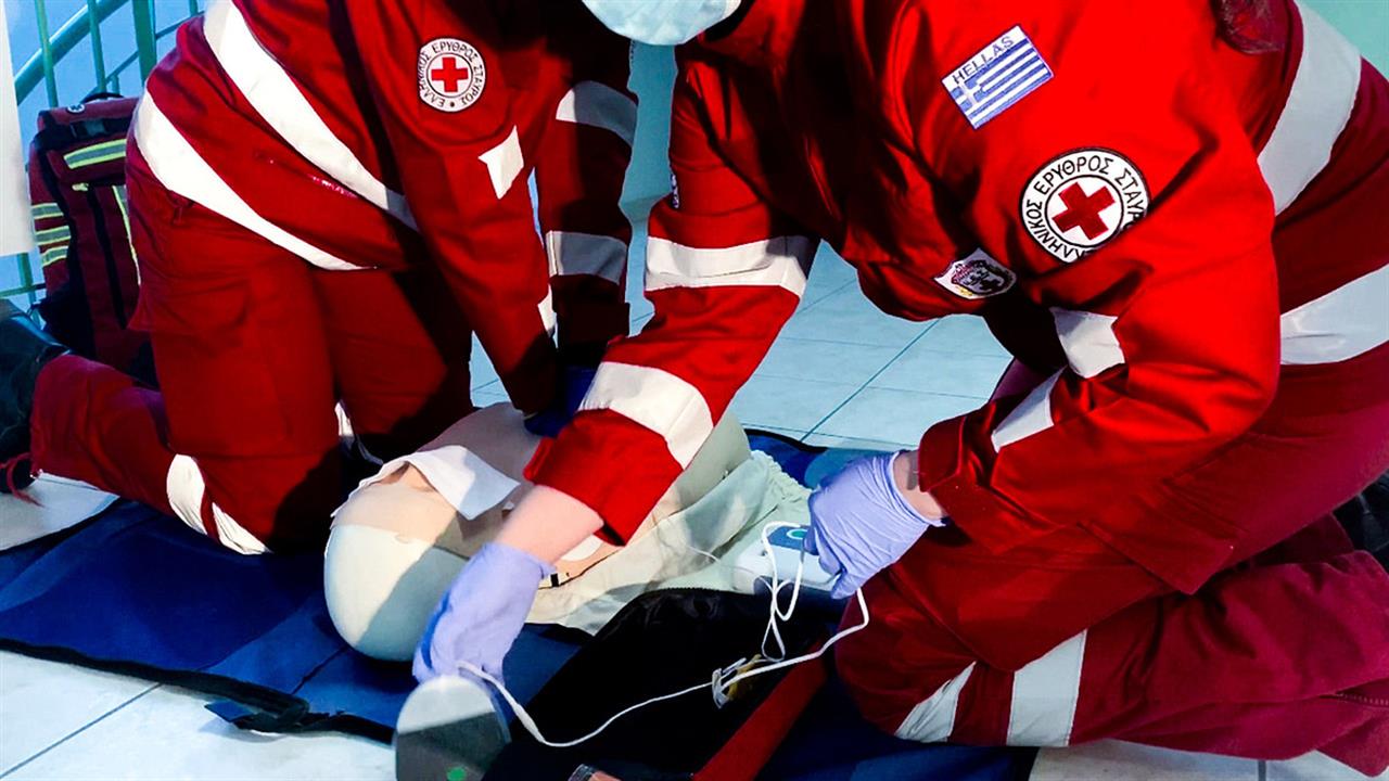 O Ελληνικός Ερυθρός Σταυρός και ο ΕΣΑΚΕ αναδεικνύουν την αναγκαιότητα γνώσης Πρώτων Βοηθειών