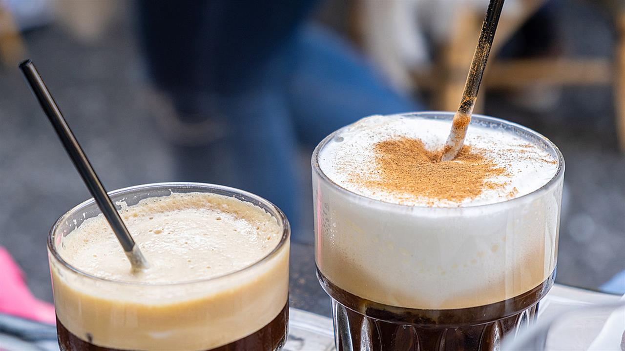 Κατανάλωση καφέ: Μουσειακό είδος ο φραπέ- όλοι πίνουν φρέντο