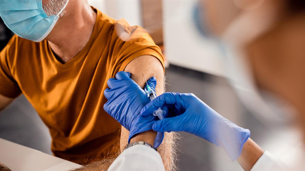 BioNTech: Nέο εμβόλιο κατά των υποπαραλλαγών της Όμικρον 4 και 5