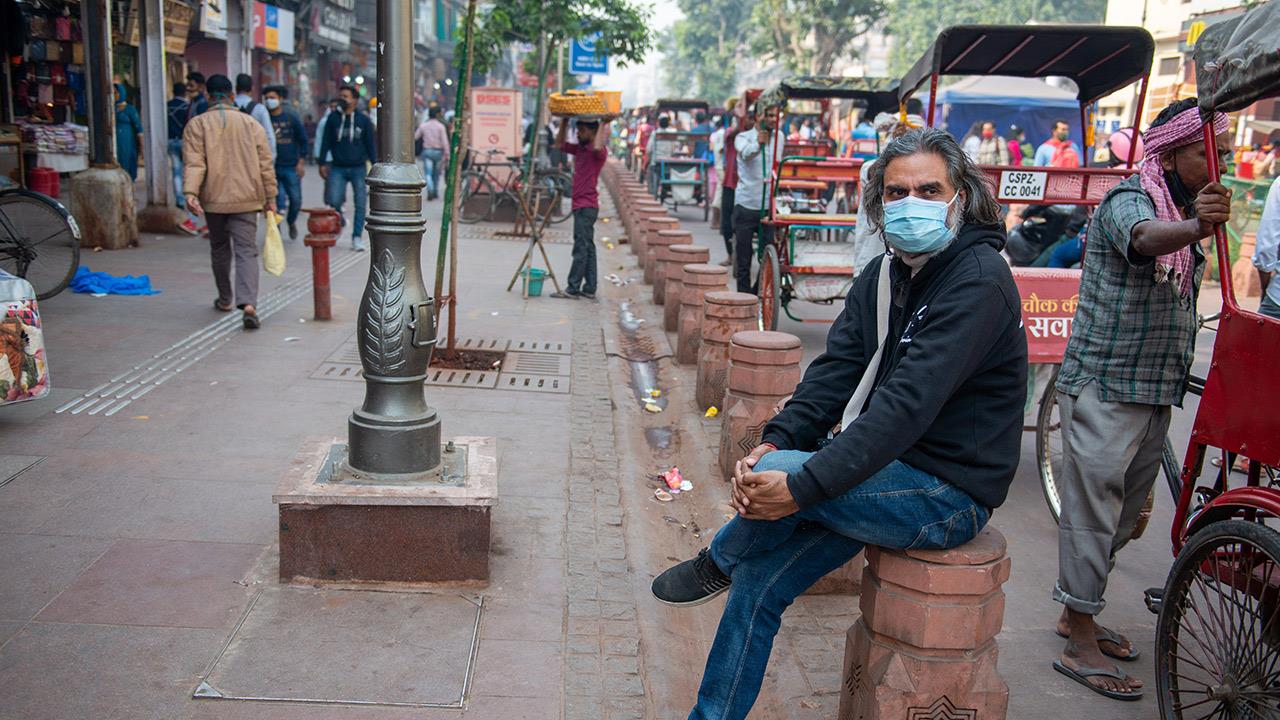 Νέο Δελχί: Επανέρχεται το μέτρο υποχρεωτικής χρήσης μάσκας για την covid-19