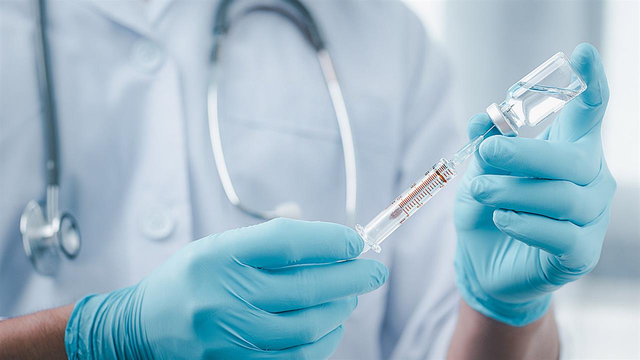 Η Βρετανία εγκρίνει το εμβόλιο Moderna κατά της παραλλαγής Όμικρον