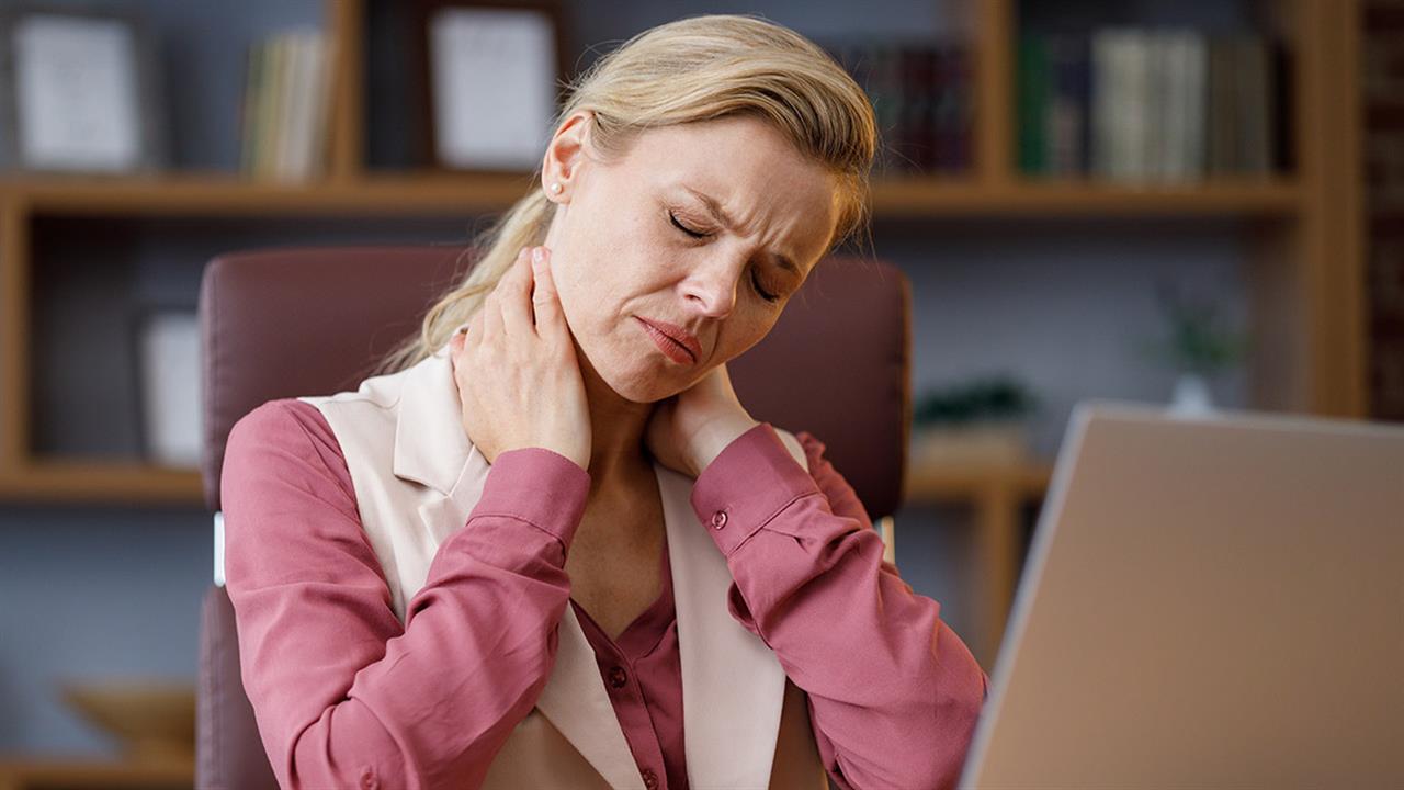 Πόνος στον λαιμό: Γιατί συμβαίνει;