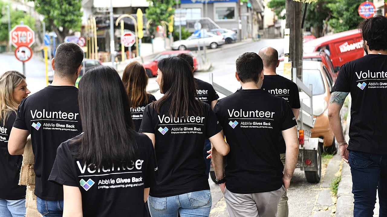 Οι άνθρωποι της AbbVie προσφέρουν στην κοινωνία μέσω του εθελοντικού προγράμματος Week of Possibilities