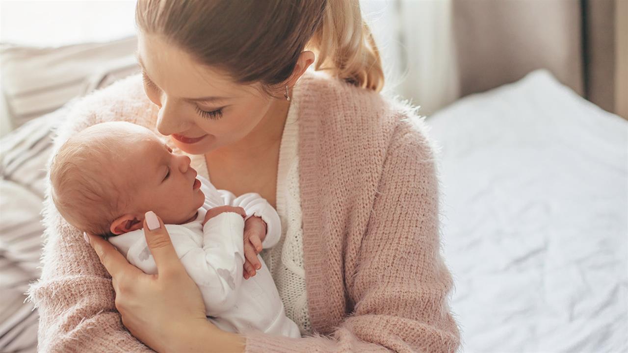 Ενδείξεις ότι τα μωρά έχουν αυτεπίγνωση στη γέννηση - πιθανόν και στη μήτρα