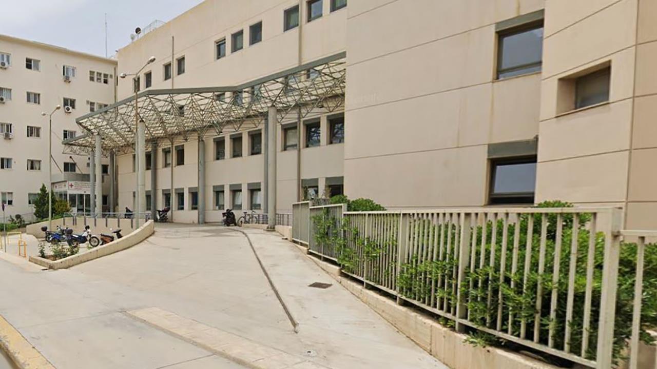 Εργαζόμενοι νοσοκομείου Αγ. Νικολάου διαψεύδουν Γεωργιάδη για τον θάνατο του 33χρονου από φωτοβολίδα