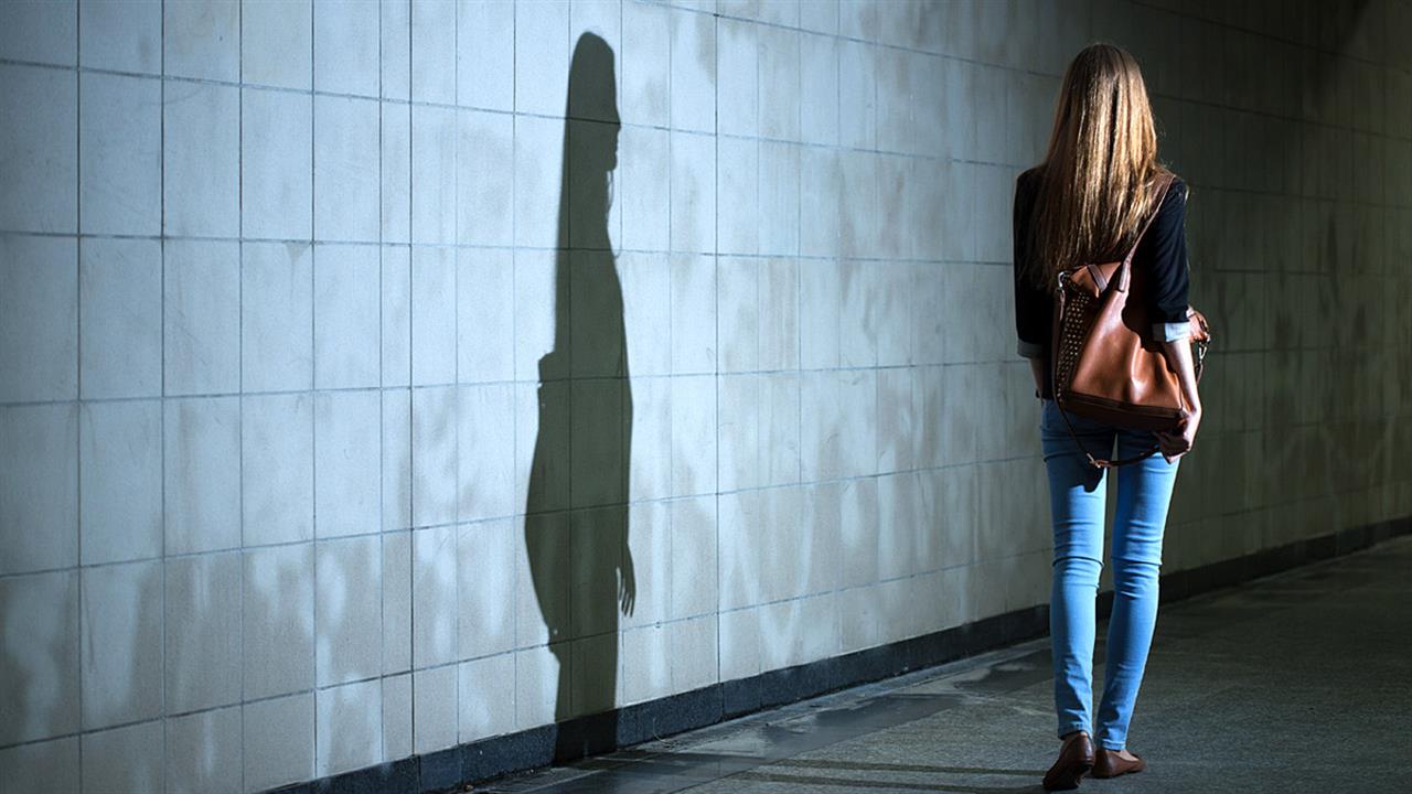Σεξουαλική παρενόχληση σε δημόσιο χώρο: Διεθνές εκπαιδευτικό πρόγραμμα STAND UP
