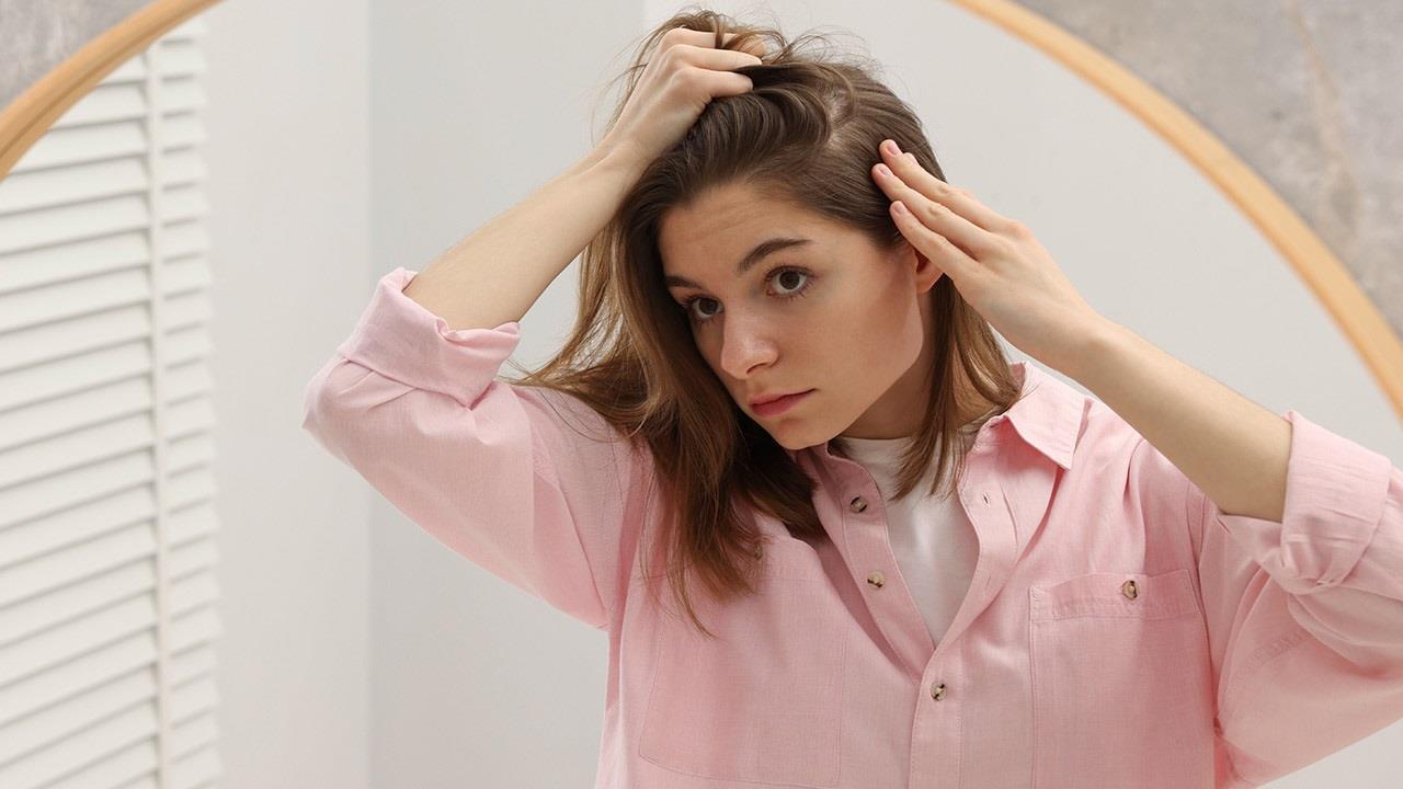 Γυναικεία τριχόπτωση: Όσα πρέπει να γνωρίζετε