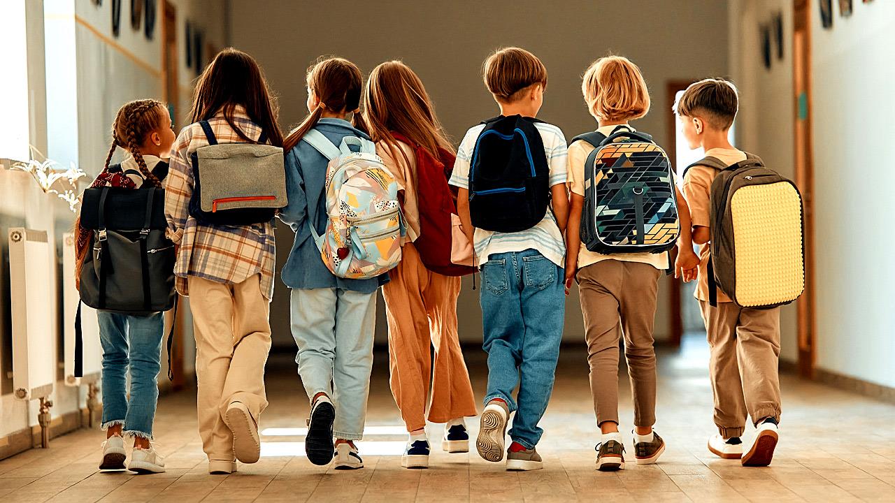 Back to school χωρίς πανικό: 6 πράγματα που αξίζει πραγματικά να προσέξεις