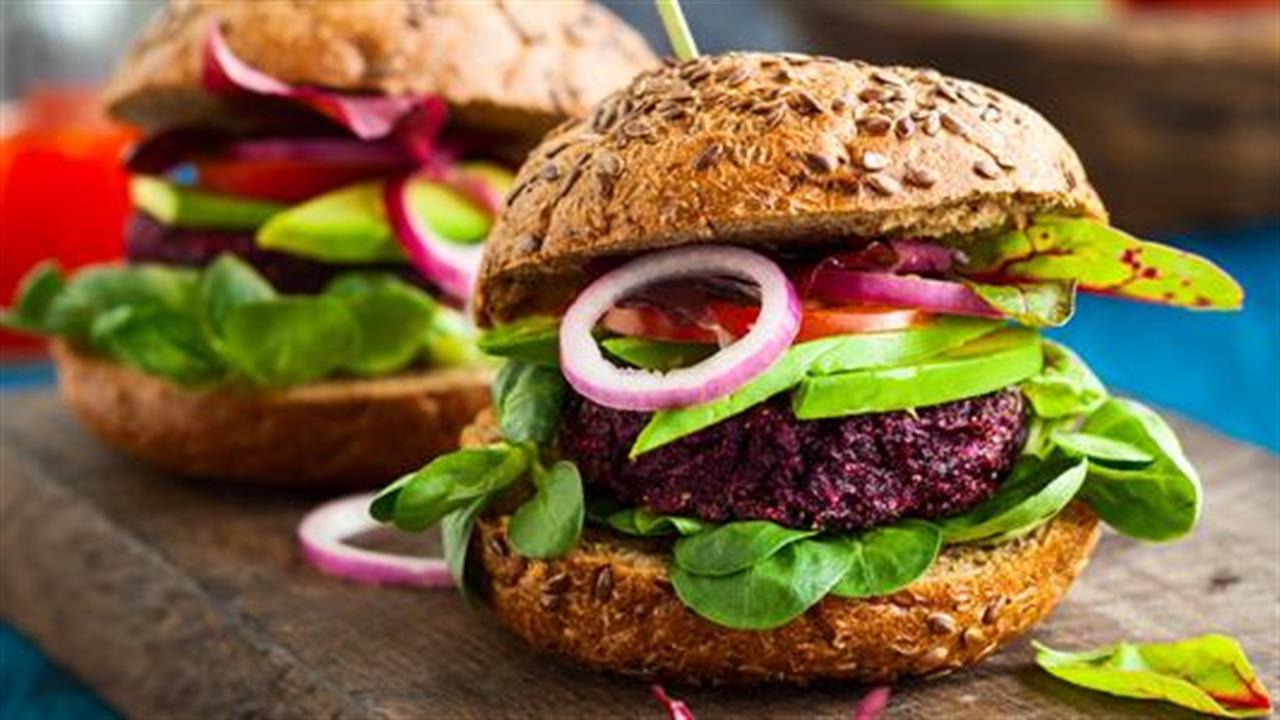 5 συμβουλές για πιο υγιεινά burger