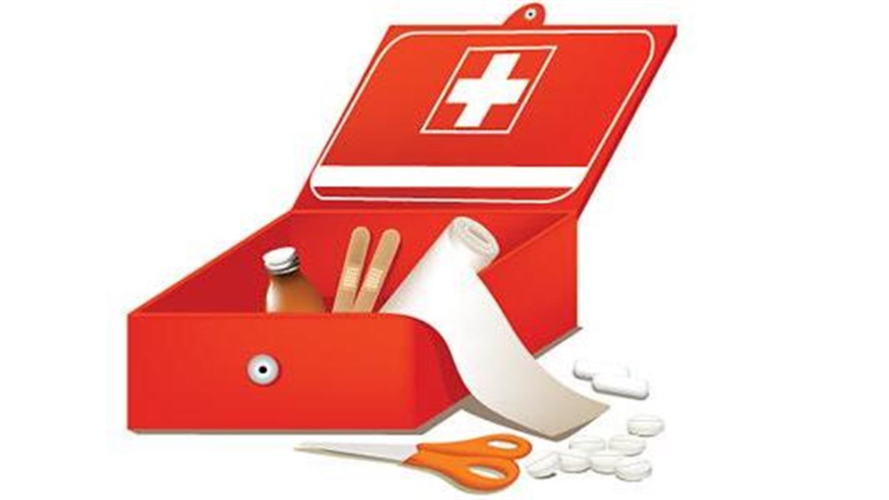 Σύγκρουση διαρκείας του υπουργείου Υγείας με τους “θεσμούς” για το ωράριο των φαρμακείων