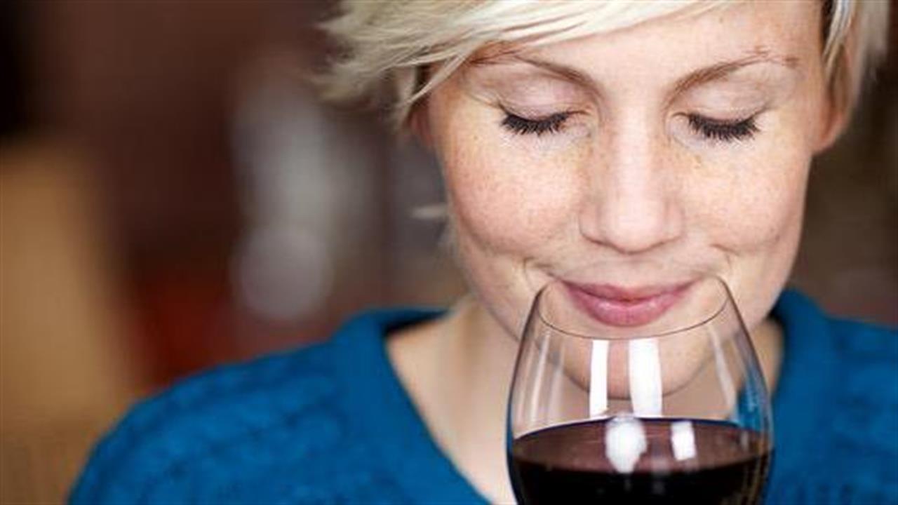 Η σταθερή μέτρια κατανάλωση αλκοόλ συνδέεται με χαμηλότερο κίνδυνο καρδιοπάθειας