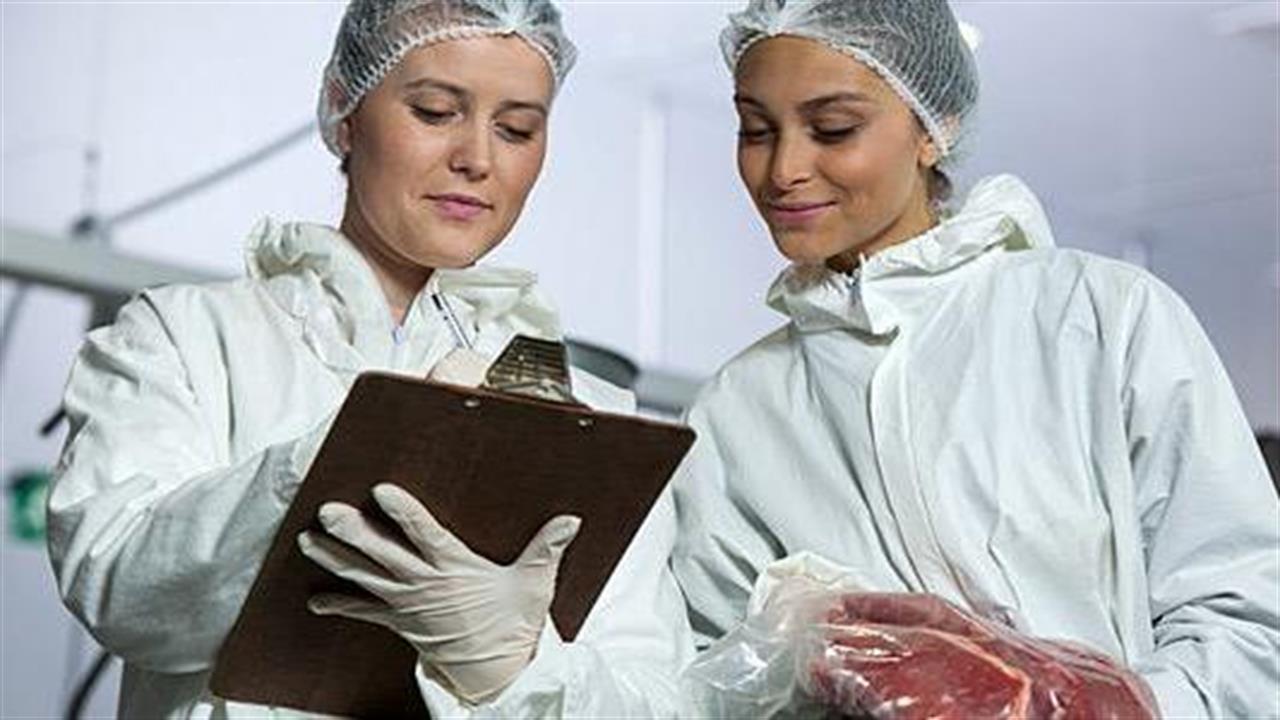 Μεγαλύτερος κίνδυνος έκθεσης στον κορωνοϊό εργαζομένων στη μεταποίηση κρέατος - πουλερικών