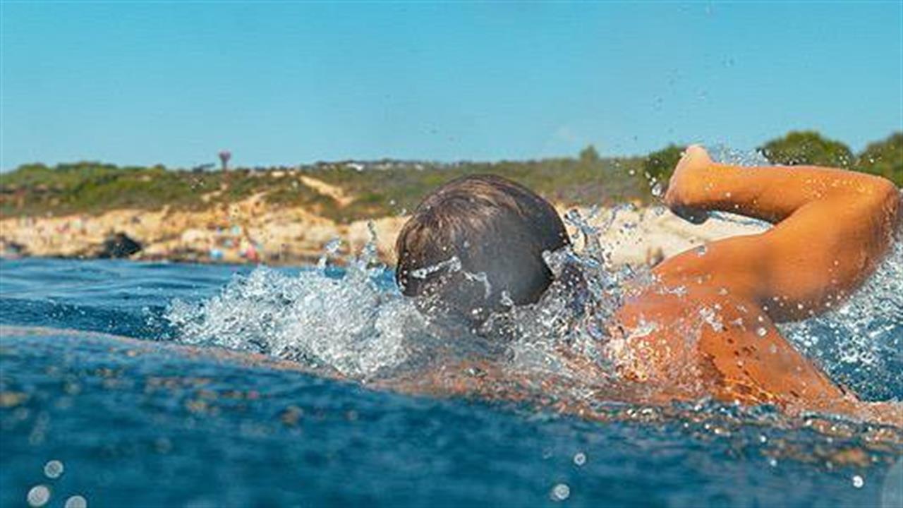 Κολύμβηση: Πώς να αποφύγετε τραυματισμούς στον ώμο