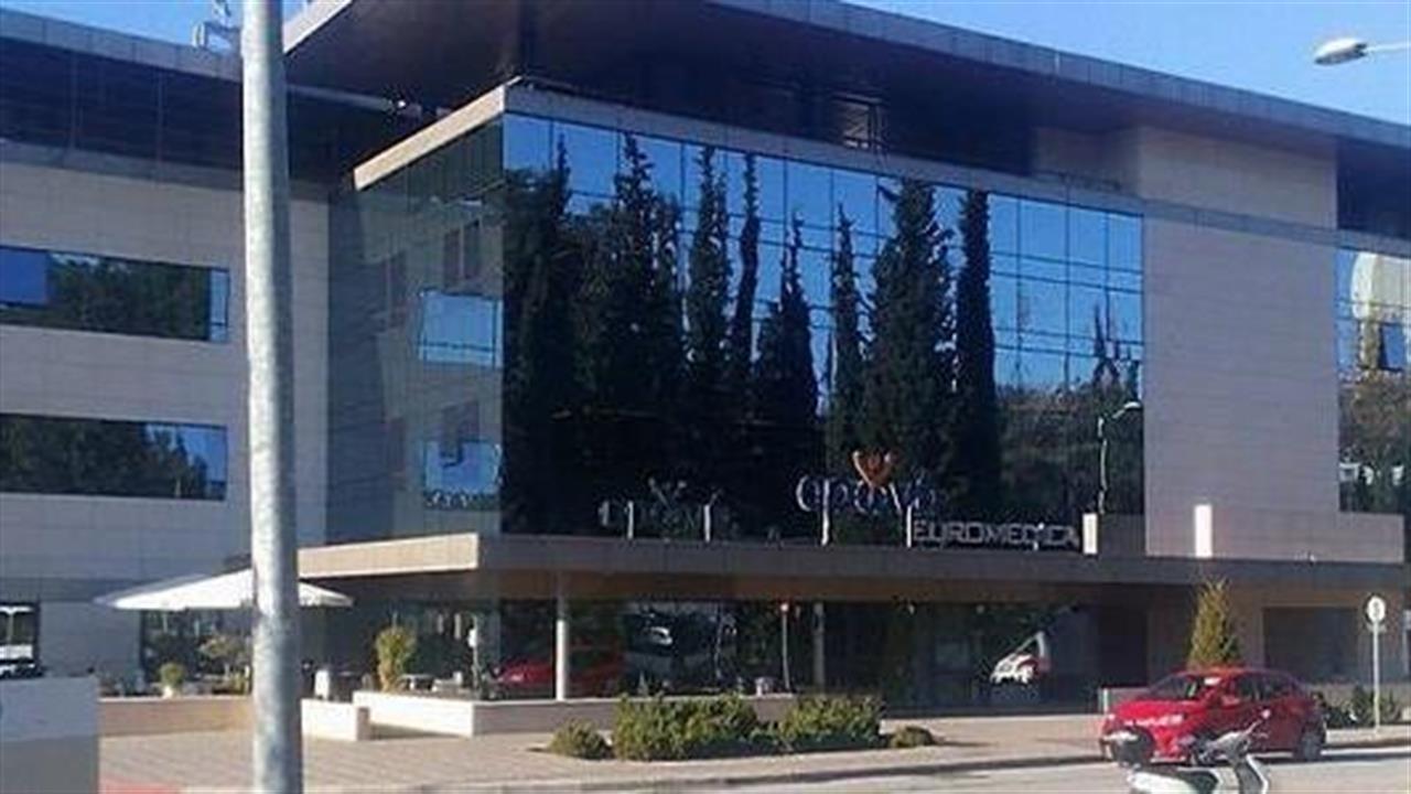 Οι πρώτες διακομιδές ασθενών με CoViD-19 σε ιδιωτικές κλινικές της Θεσσαλονίκης