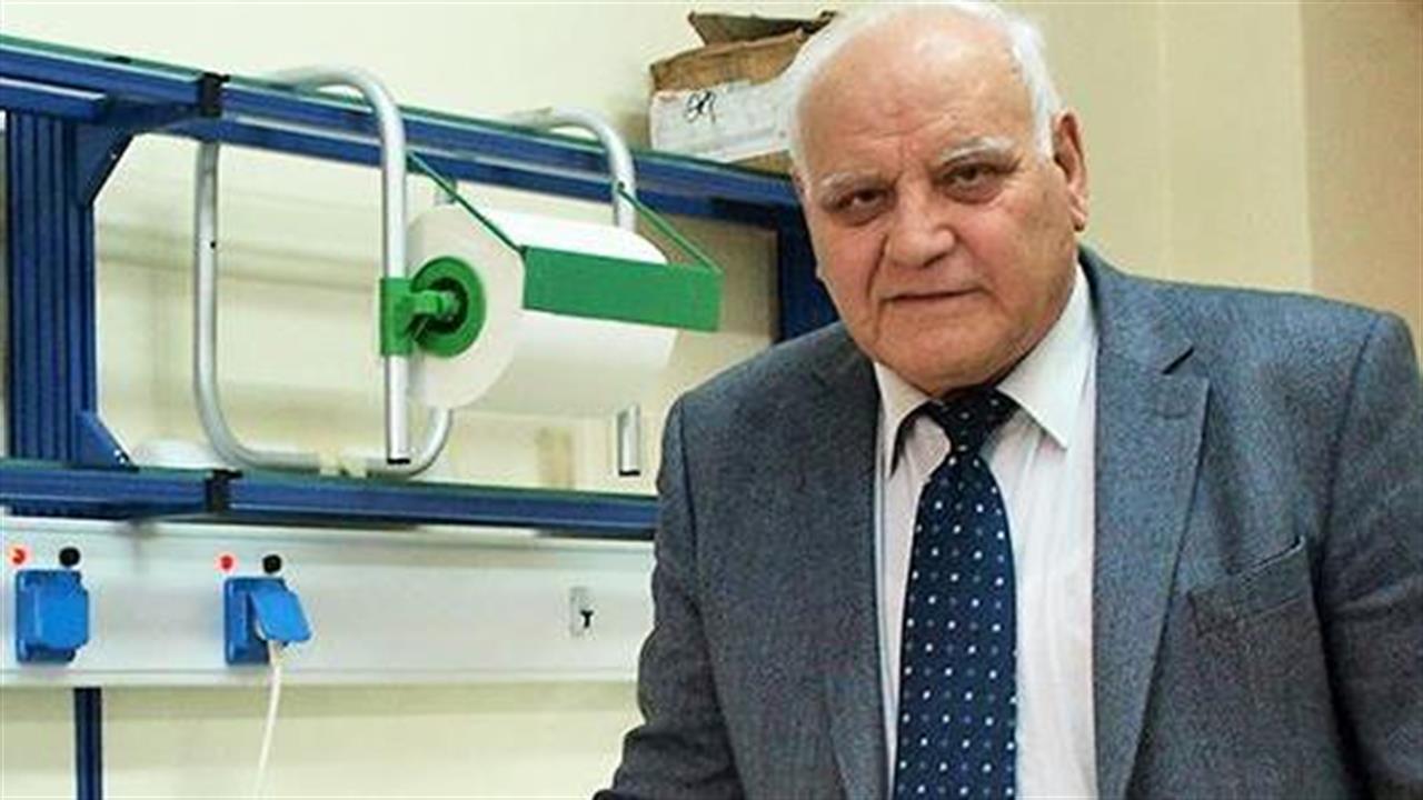 Καθηγητής Τριανταφυλλίδης προς αντιεμβολιαστές: "Μία παρενέργεια 1 - 2 ημερών ή 10 μέρες στη ΜΕΘ";