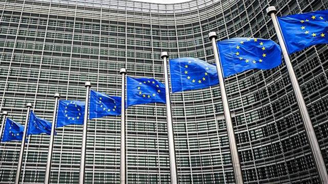 Η πρόταση της Κομισιόν για το πράσινο πιστοποιητικό ταξιδιού