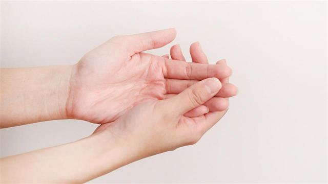 Διαδικτυακό σεμινάριο για τις νέες θεραπευτικές προσεγγίσεις και διαχείριση των ρευματολογικών ασθενών στην εποχή COVID-19