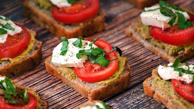 Υγιεινά σνακ για... μετά τα μεσάνυχτα