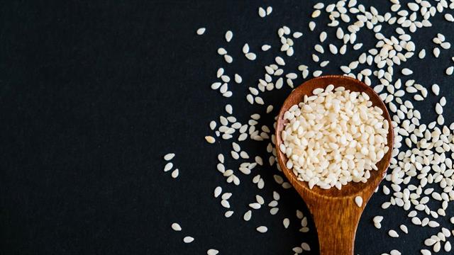 15 οφέλη του σουσαμιού