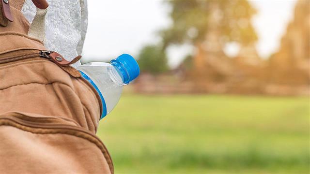 Πώς θα πίνω περισσότερο νερό