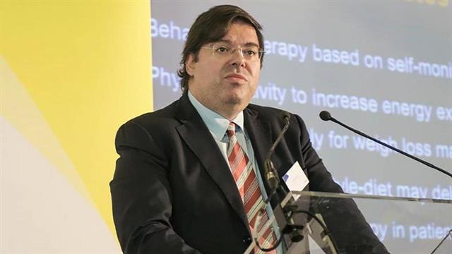 Καθηγητής Κώτσης: Νέο μίγμα, με λογικό άνοιγμα και Πάσχα στην ύπαιθρο