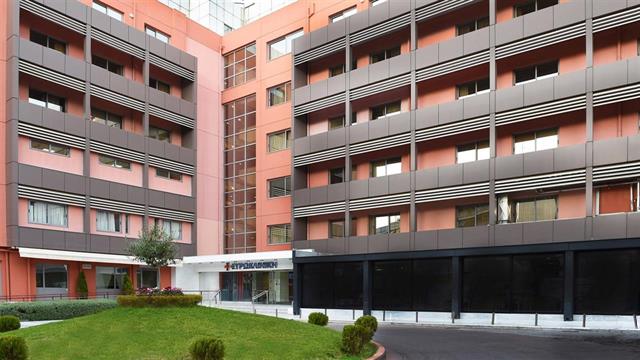 ‘Oμιλος Ευρωκλινικής: Αρθροπλαστική γόνατος με το ρομποτικό σύστημα ROSA, χωρίς επιβάρυνση για τους ιδιωτικά ασφαλισμένους