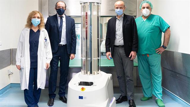 Στο Παπαγεωργίου Θεσσαλονίκης το ρομπότ Τάλως, που εξολοθρεύει τον κορωνοϊό