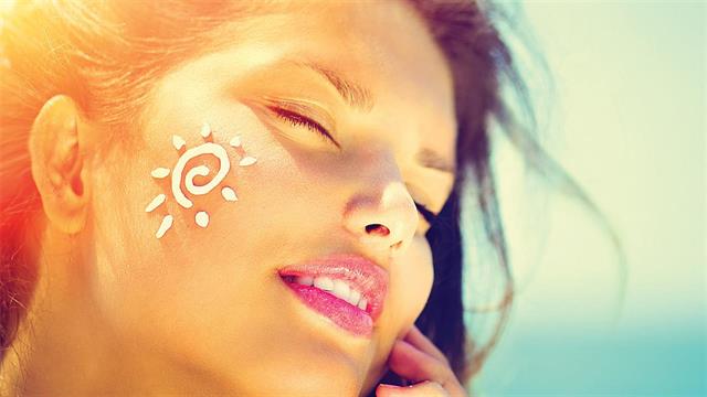 Μέρη του σώματος στα οποία ξεχνάμε να βάλουμε αντηλιακό