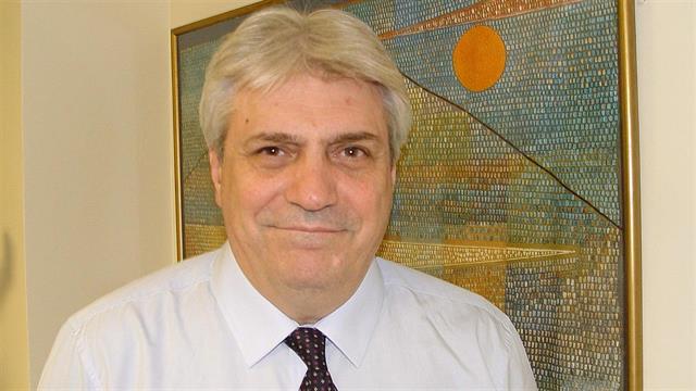 Συγχαρητήρια του Ωνασείου Καρδιοχειρουργικού Κέντρου προς τον Καθηγητή Ανδρέα Καραμπίνη