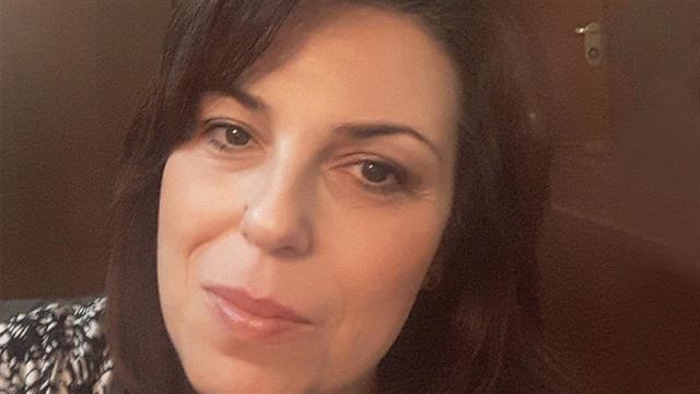 Δεν μπορώ να σηκώσω το 3χρονο παιδί μου - Η εξομολόγηση μιας γιατρού με long covid