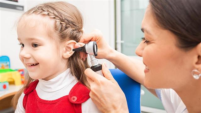 Καλοκαιρινά μπάνια & εξωτερική ωτίτιδα στα παιδιά