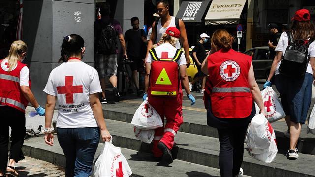 Ο E.E.Σ. οργανώνει δράση ενεργητικής προσέγγισης αστέγων στο ιστορικό κέντρο της Αθήνας εν μέσω καύσωνα