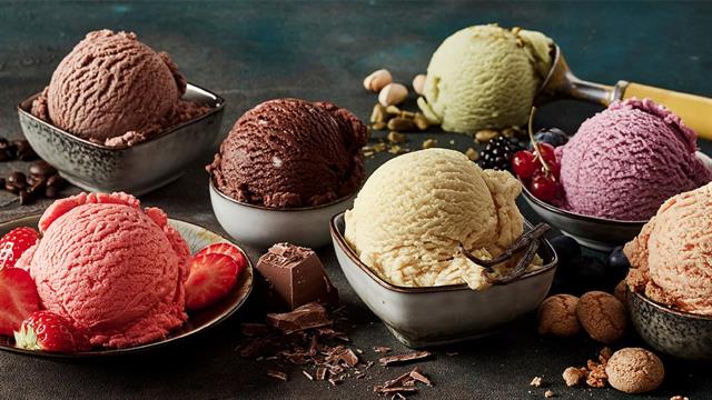 Ωθηση στην αγορά παγωτού από τον καύσωνα