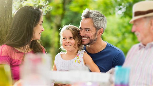 Άνοια: Η κοινωνική αλληλεπίδραση συμβάλλει στη μείωση των συμπτωμάτων κατάθλιψης