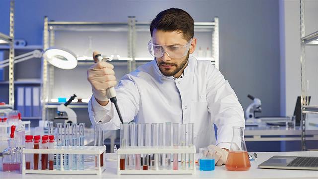 Ξεκίνησε η κατάθεση προτάσεων από την φαρμακοβιομηχανία για την εξοικονόμηση πόρων για το φάρμακο