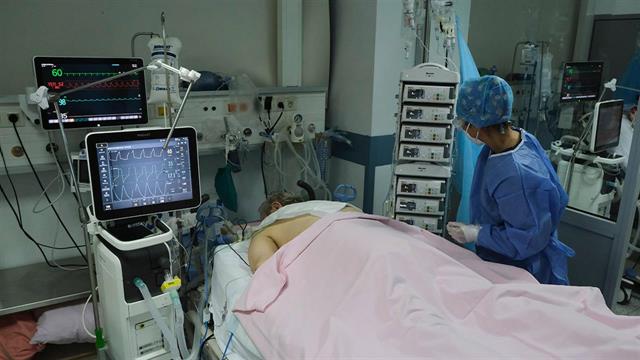 55 νέοι θάνατοι - 6.862 νέες λοιμώξεις από κορωνοϊό