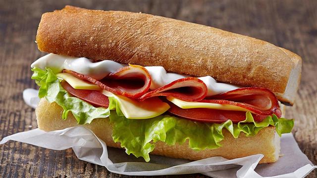 ΕΕ: Από πότε απαγορεύεται το διοξείδιο τιτανίου ως πρόσθετο τροφίμων